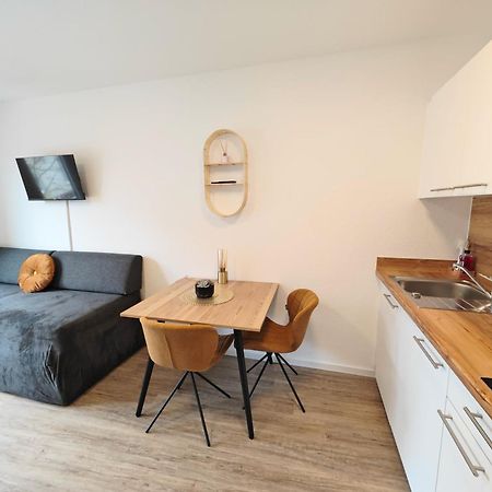 Ticasa Gold-Zentral-Outlet-Aufzug-Stylisch-Unique Метцинген Экстерьер фото