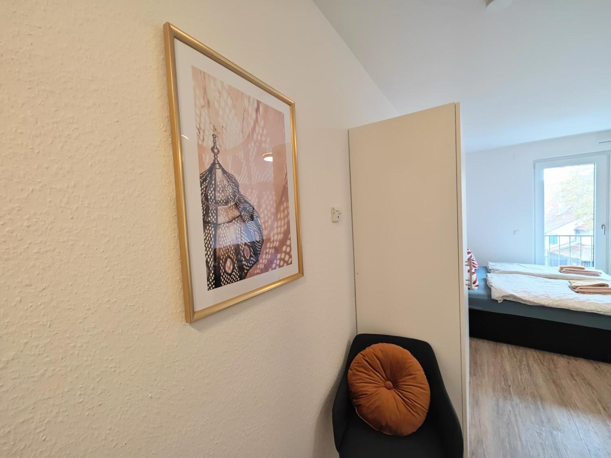 Ticasa Gold-Zentral-Outlet-Aufzug-Stylisch-Unique Метцинген Экстерьер фото