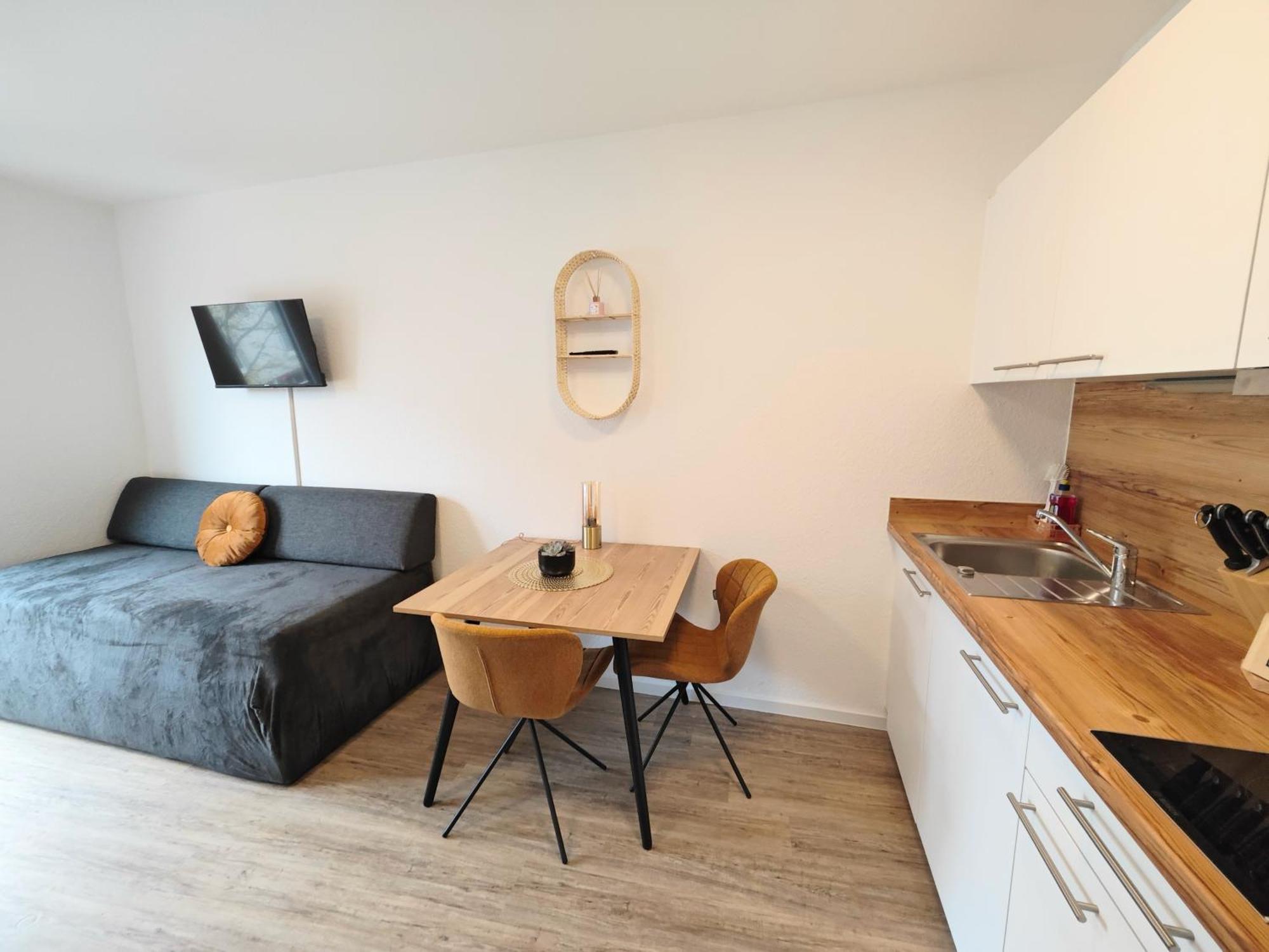 Ticasa Gold-Zentral-Outlet-Aufzug-Stylisch-Unique Метцинген Экстерьер фото